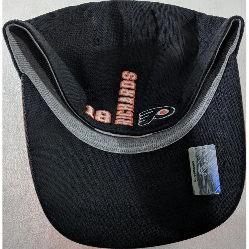 Reebok Adult‎ Fitted S/M Richards Philadelphia Flyers Baseball Hat Cap NEW